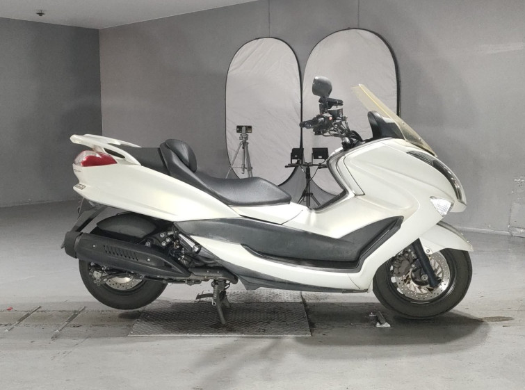 Мотоцикл Yamaha MAJESTY 250 с пробегом 52112 km