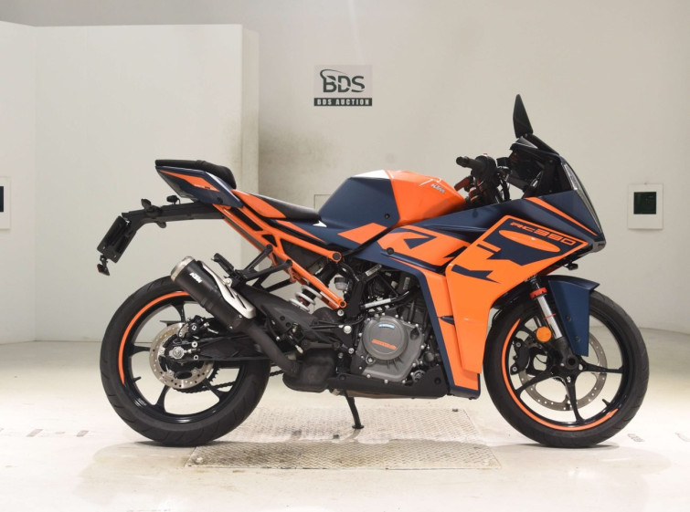 Мотоцикл KTM RC 390 с пробегом 6758 km с пробегом 6758 km