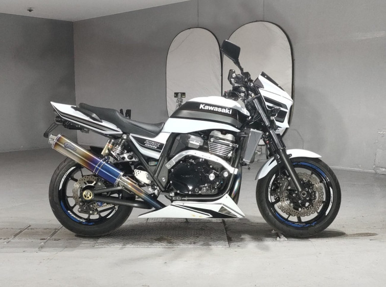 Мотоцикл Kawasaki ZRX1200 з пробігом 28351 km
