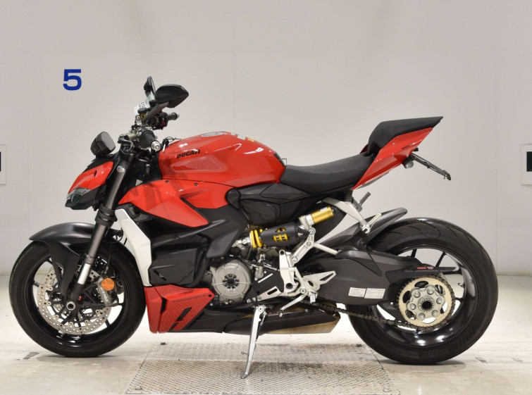 Мотоцикл Ducati STREET FIGHTER V2 с пробегом 6139 km с пробегом 6139 km