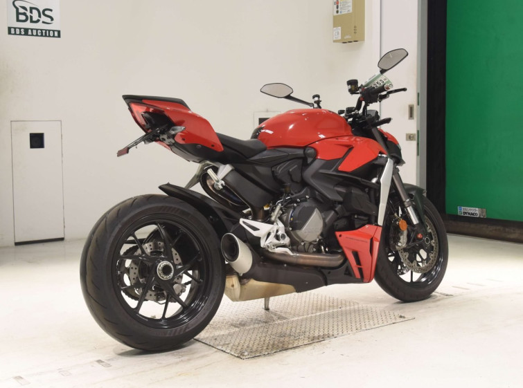 Мотоцикл Ducati STREET FIGHTER V2 с пробегом 6139 km с пробегом 6139 km