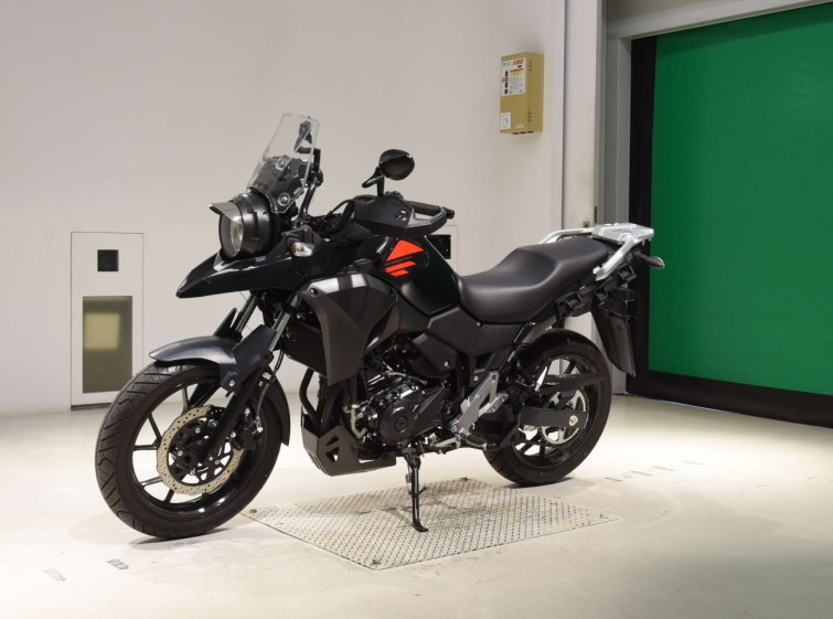 Мотоцикл Suzuki V-STROM DL250 з пробігом 3301 km з пробігом 3301 km
