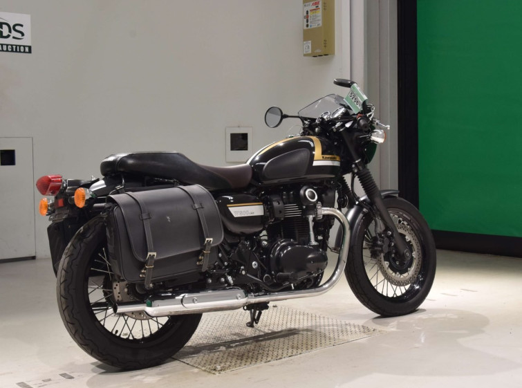 Мотоцикл Kawasaki W800 с пробегом 13596 km с пробегом 13596 km