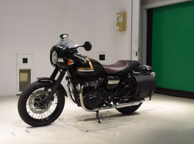 Мотоцикл Kawasaki W800 с пробегом 13596 km с пробегом 13596 km
