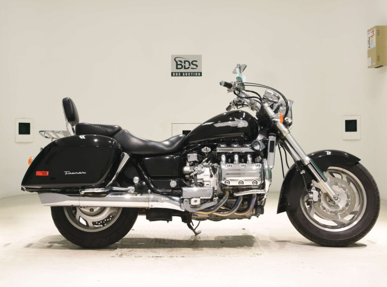 Мотоцикл Honda GL1500C F6C VALKYRIE TOURER з пробігом 42431 km з пробігом 42431 km