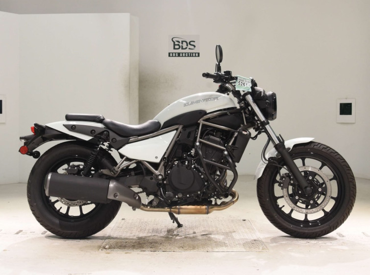 Мотоцикл Kawasaki ELIMINATOR400-3 з пробігом 120 km з пробігом 120 km