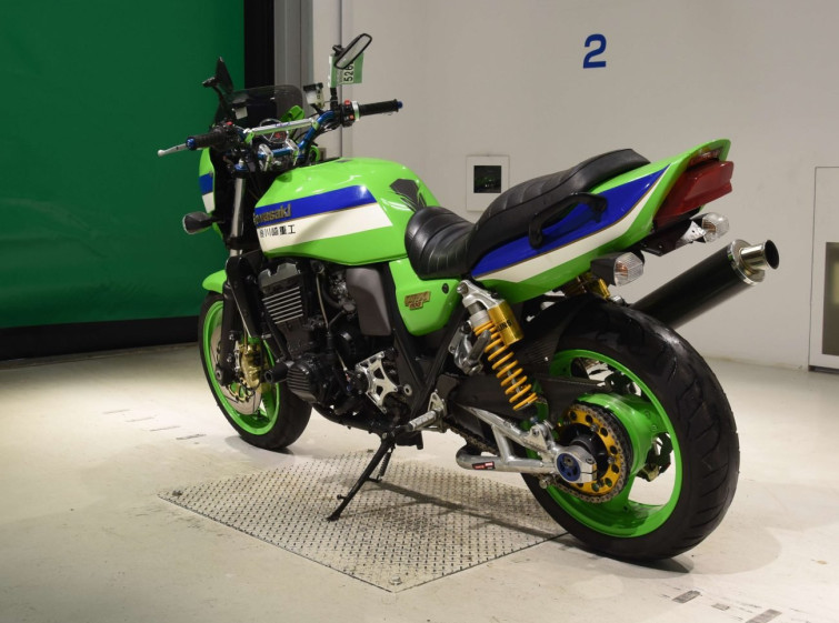 Мотоцикл Kawasaki ZRX1100 з пробігом 75590 km з пробігом 75590 km