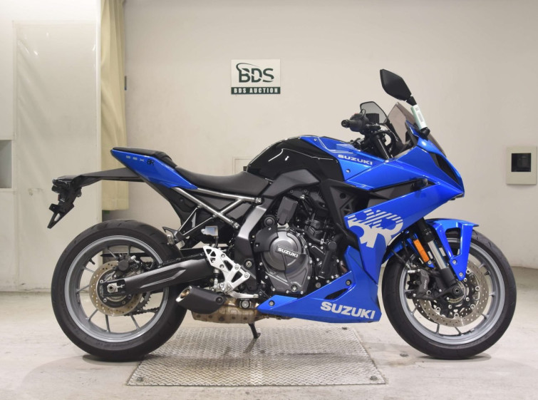 Мотоцикл Suzuki GSX-8R с пробегом 6139 km