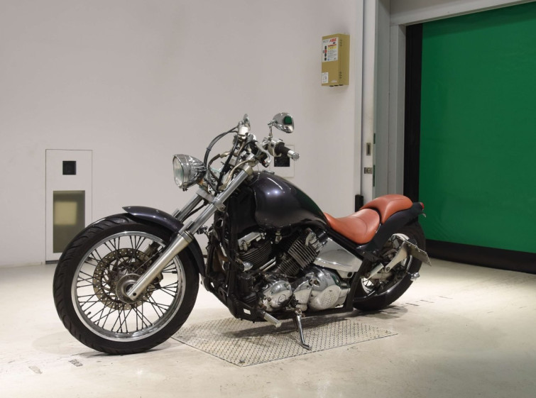 Мотоцикл Yamaha DRAGSTAR XVS400 CLASSIC з пробігом 134 km з пробігом 134 km