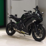 Мотоцикл Kawasaki NINJA400 з пробігом 25273 km з пробігом 25273 km