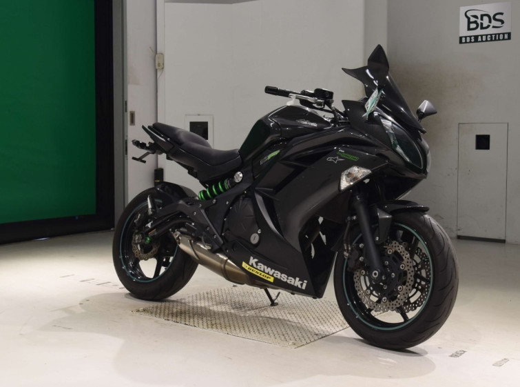 Мотоцикл Kawasaki NINJA400 з пробігом 25273 km з пробігом 25273 km