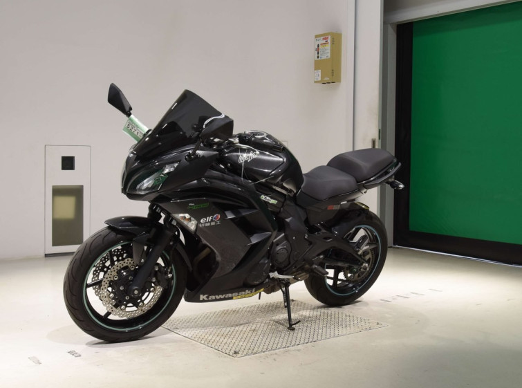 Мотоцикл Kawasaki NINJA400 з пробігом 25273 km з пробігом 25273 km