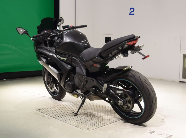 Мотоцикл Kawasaki NINJA400 з пробігом 25273 km з пробігом 25273 km