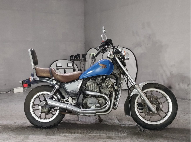 Мотоцикл Honda NV400 CUSTOM с пробегом 18833 km