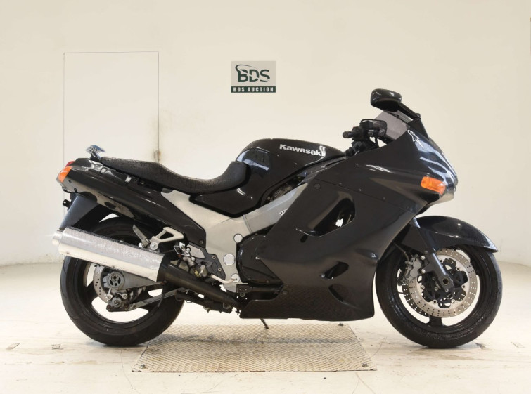 Мотоцикл Kawasaki ZZ-R1100 з пробігом 13866 km