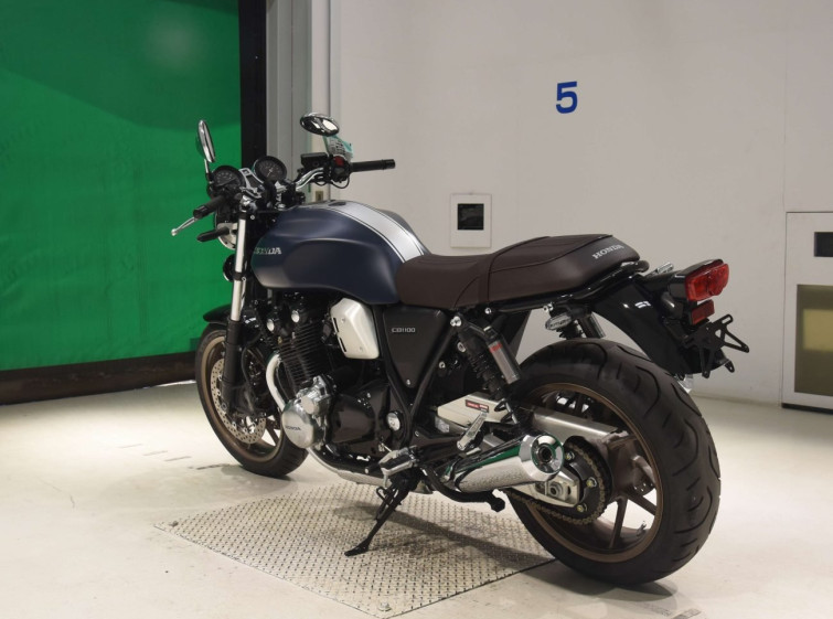 Мотоцикл Honda CB1100RS с пробегом 2084 km с пробегом 2084 km