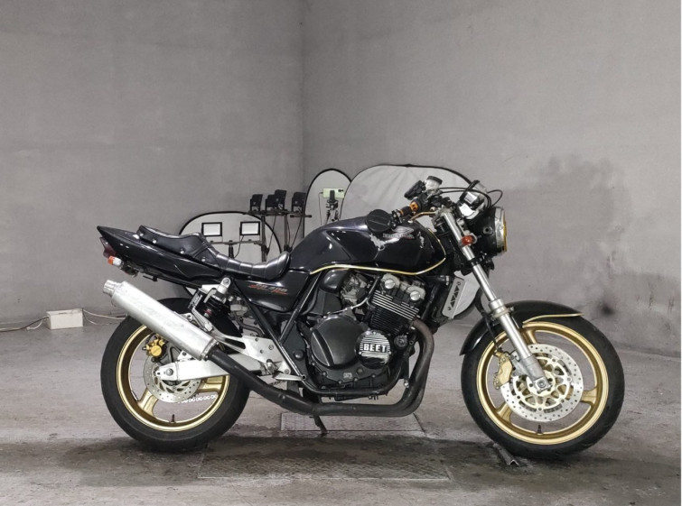 Мотоцикл Honda CB400SFV
