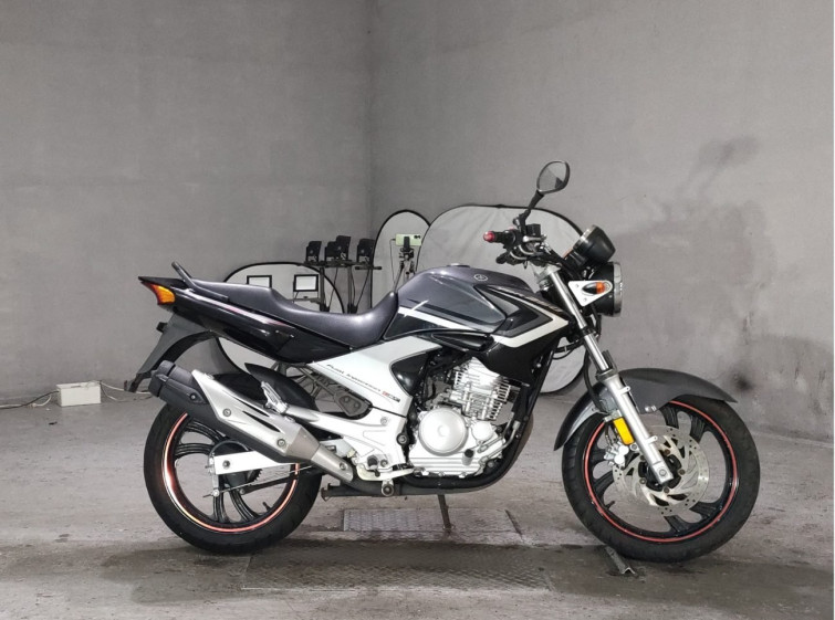 Мотоцикл Yamaha YBR250 с пробегом 20372 km