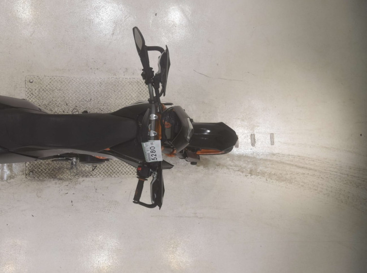 Мотоцикл KTM 690 SMC R с пробегом 23745 km с пробегом 23745 km