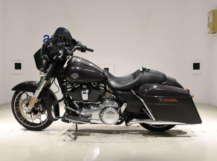 Мотоцикл HD STREET GLIDE FLHXS1870 с пробегом 4613 km с пробегом 4613 km