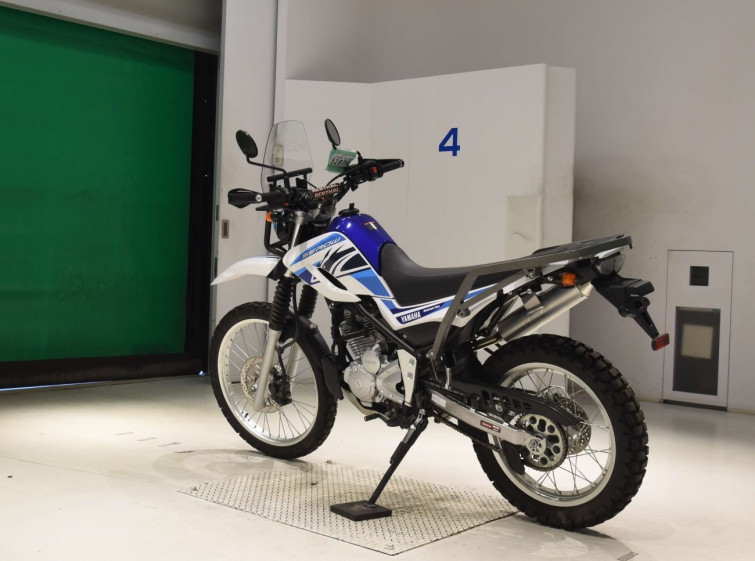 Мотоцикл Yamaha SEROW XT250 с пробегом 1228 km с пробегом 1228 km