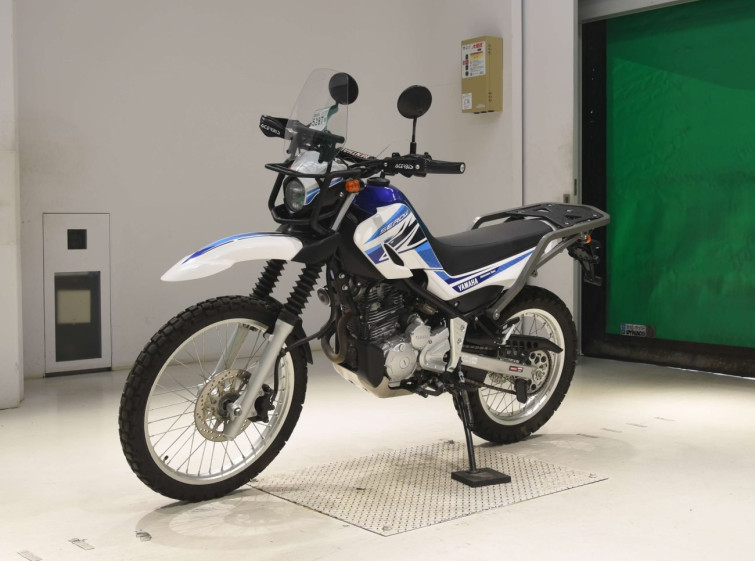 Мотоцикл Yamaha SEROW XT250 с пробегом 1228 km с пробегом 1228 km