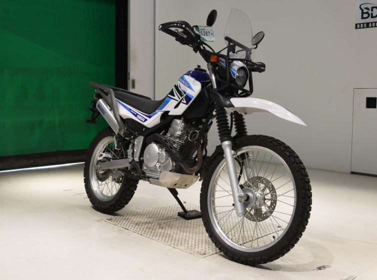 Мотоцикл Yamaha SEROW XT250 с пробегом 1228 km с пробегом 1228 km