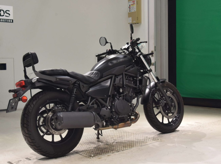 Мотоцикл Kawasaki ELIMINATOR400-3 с пробегом 6939 km с пробегом 6939 km