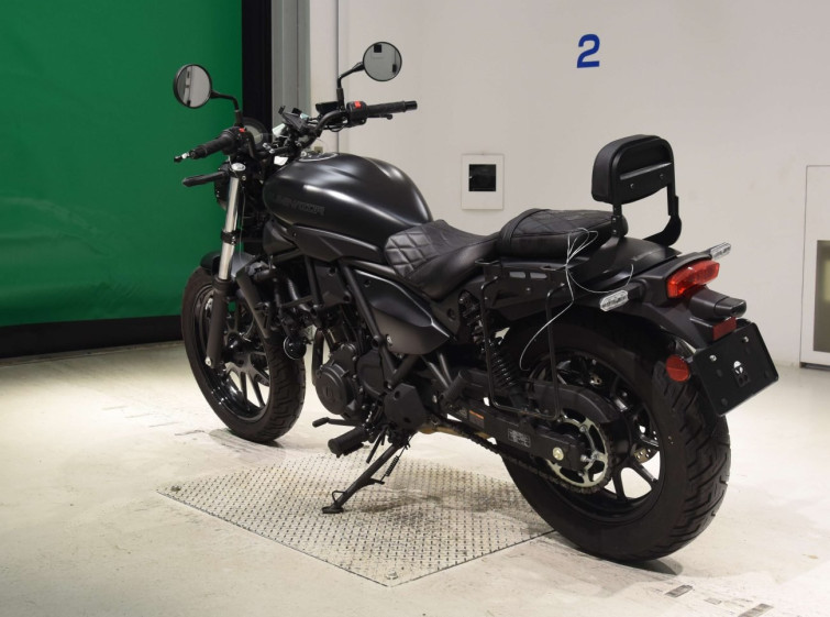 Мотоцикл Kawasaki ELIMINATOR400-3 с пробегом 6939 km с пробегом 6939 km