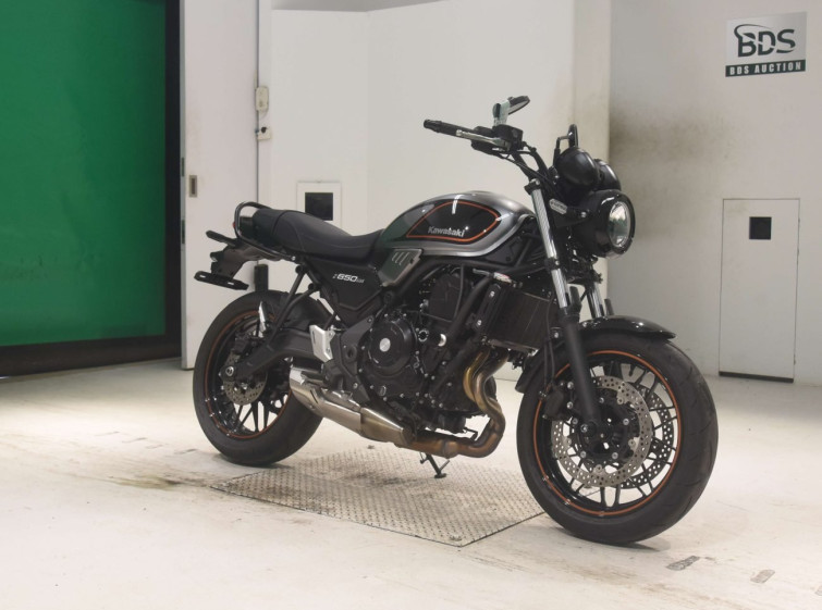 Мотоцикл Kawasaki Z650RS з пробігом 5089 km з пробігом 5089 km