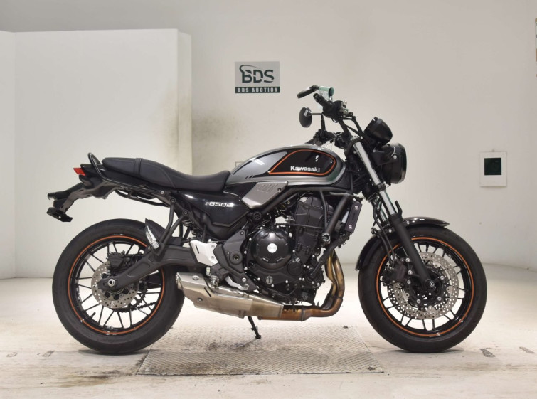 Мотоцикл Kawasaki Z650RS з пробігом 5089 km з пробігом 5089 km