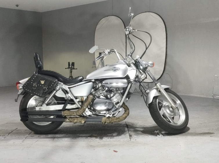 Мотоцикл Honda MAGNA250 з пробігом 46074 km