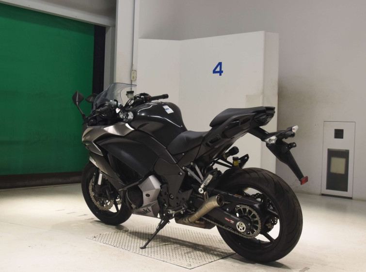 Мотоцикл Kawasaki NINJA1000A с пробегом 12368 km с пробегом 12368 km