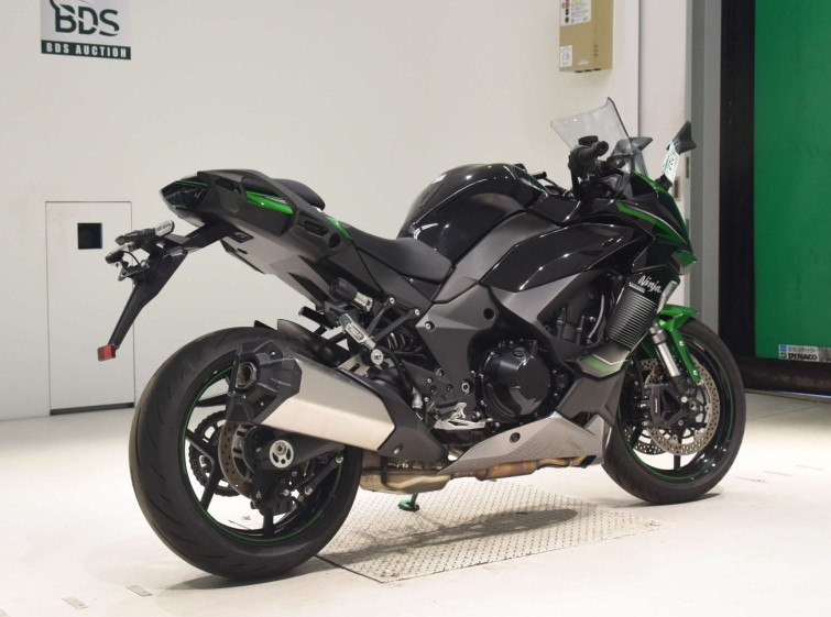 Мотоцикл Kawasaki ninja 1000 sx з пробігом 1416 km з пробігом 1416 km