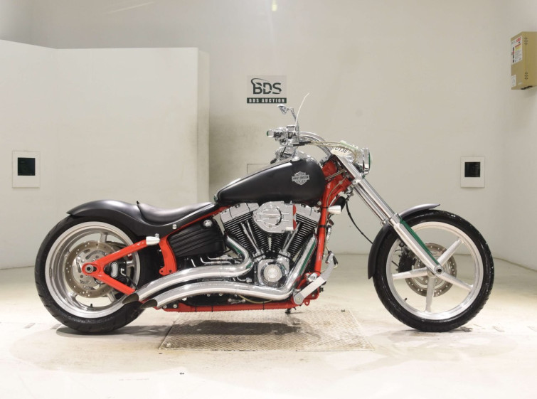 Мотоцикл HD ROCKER C FXCWC1580 с пробегом 3386 km