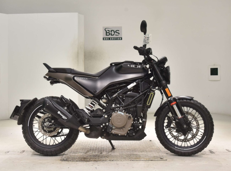 Мотоцикл Husqvarna SUBARU TRIUMPH 401 з пробігом 8438 km