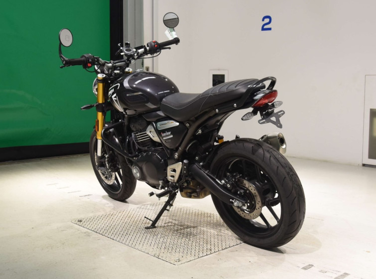 Мотоцикл Triumph speed 400 з пробігом 5531 km з пробігом 5531 km