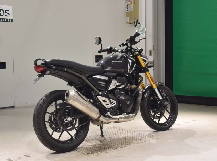 Мотоцикл Triumph speed 400 з пробігом 5531 km з пробігом 5531 km