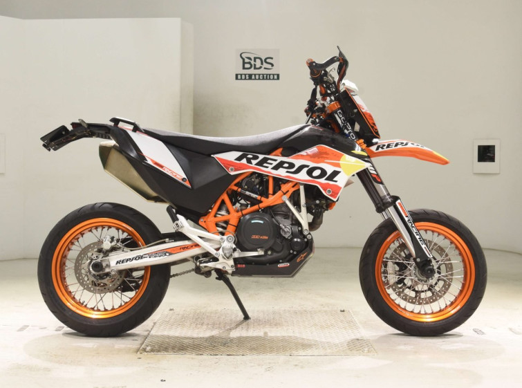 Мотоцикл KTM 690 SMC R з пробігом 37393 km
