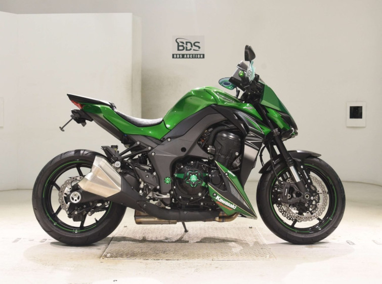 Мотоцикл Kawasaki Z1000 с пробегом 3570 km