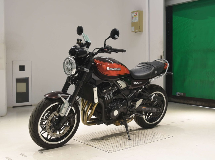 Мотоцикл Kawasaki Z900RS с пробегом 23804 km с пробегом 23804 km