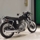 Мотоцикл Yamaha SR400 с пробегом 4495 km с пробегом 4495 km