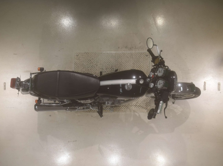 Мотоцикл Yamaha SR400 с пробегом 4495 km с пробегом 4495 km