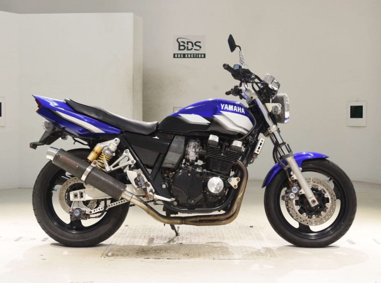 Мотоцикл Yamaha XJR400 с пробегом 29702 km с пробегом 29702 km