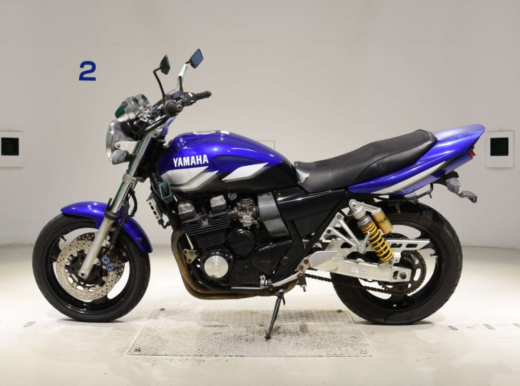 Мотоцикл Yamaha XJR400 с пробегом 29702 km с пробегом 29702 km