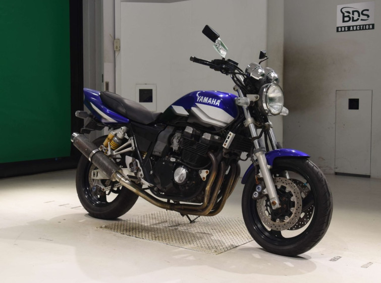 Мотоцикл Yamaha XJR400 с пробегом 29702 km с пробегом 29702 km