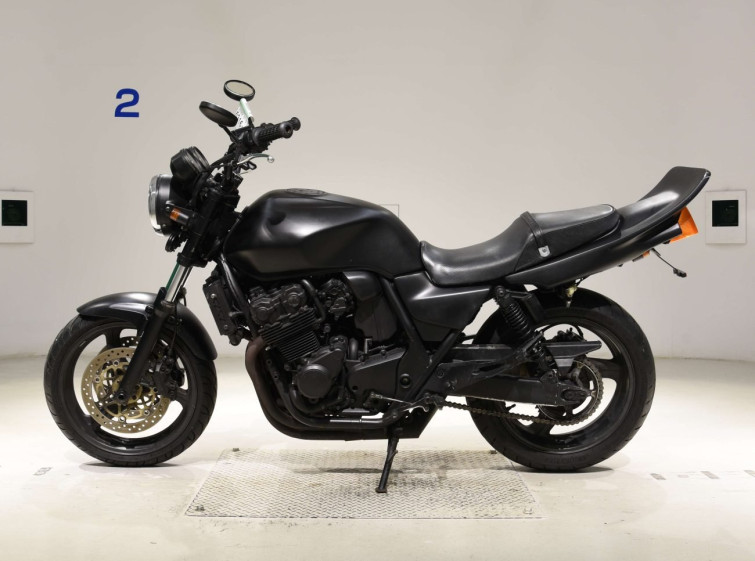 Мотоцикл Honda CB400SFV с пробегом 25556 km с пробегом 25556 km