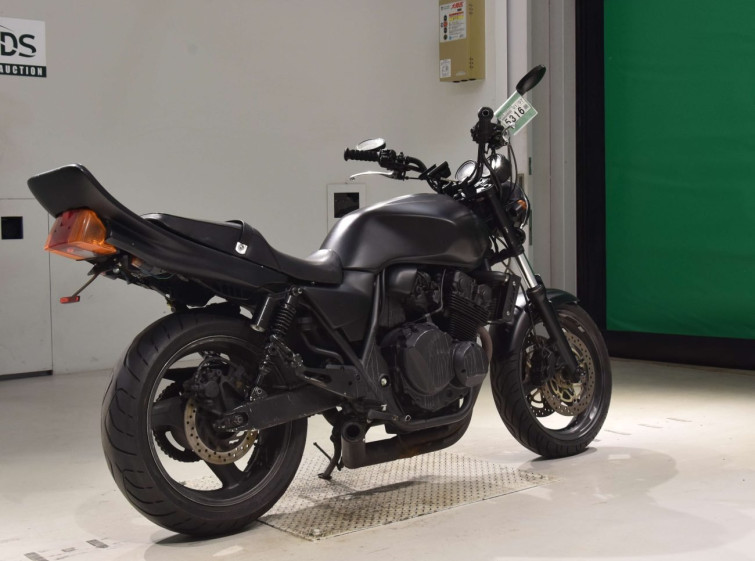 Мотоцикл Honda CB400SFV с пробегом 25556 km с пробегом 25556 km
