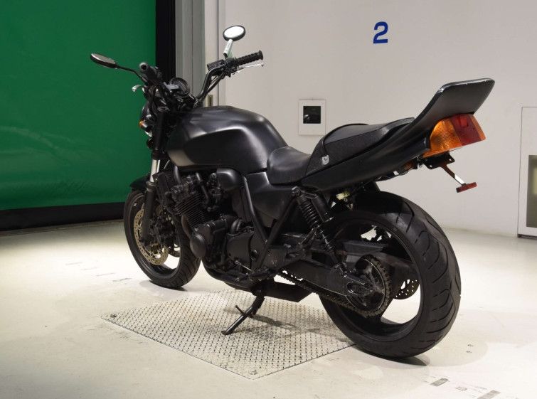 Мотоцикл Honda CB400SFV с пробегом 25556 km с пробегом 25556 km