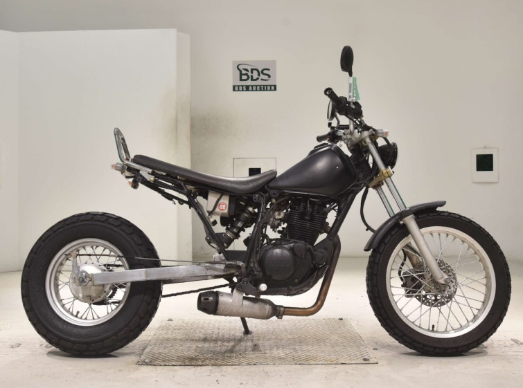 Мотоцикл Yamaha TW225 с пробегом 40811 km